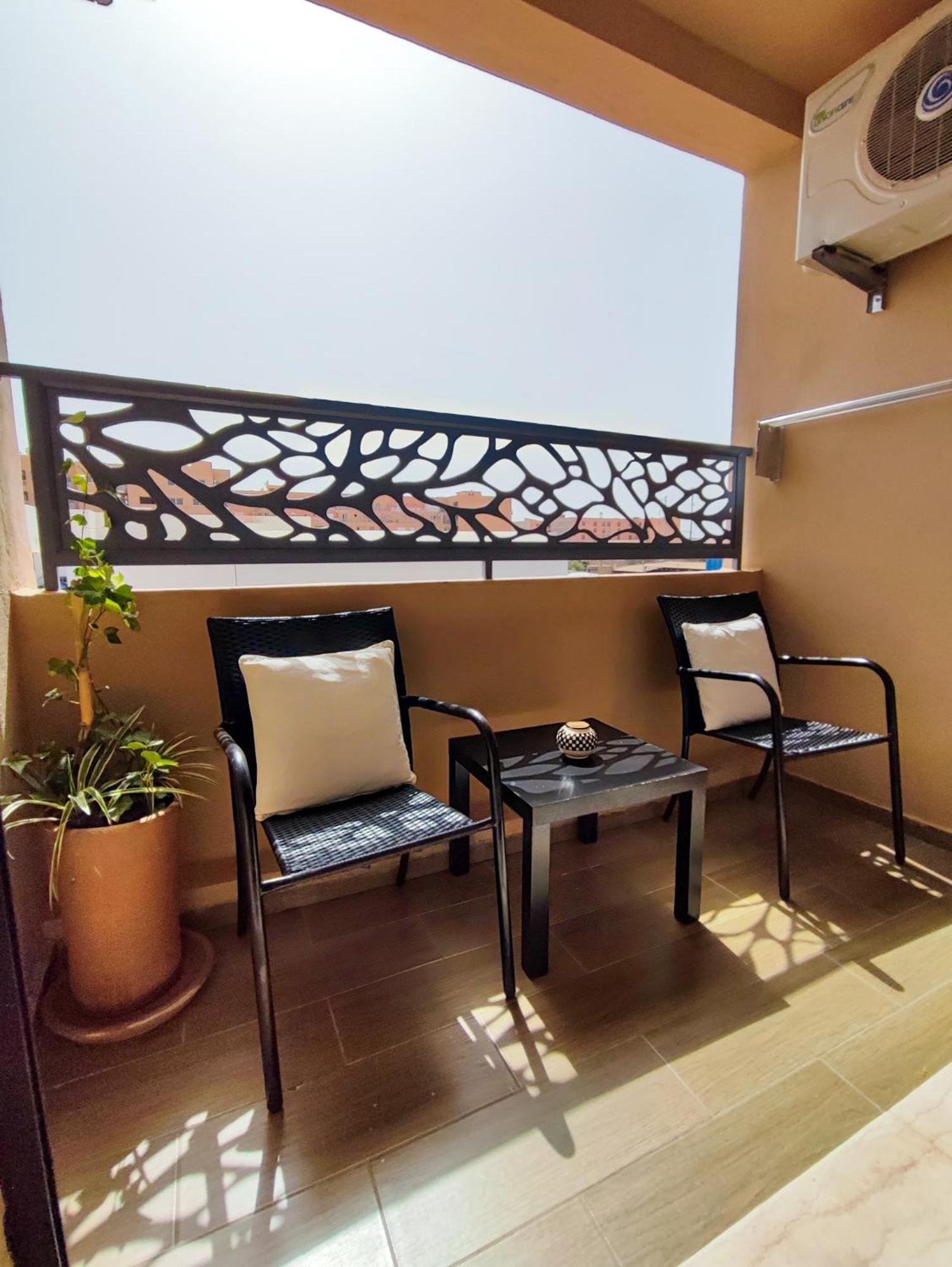 Luxury In Hivernage Marrakech Apartamento *